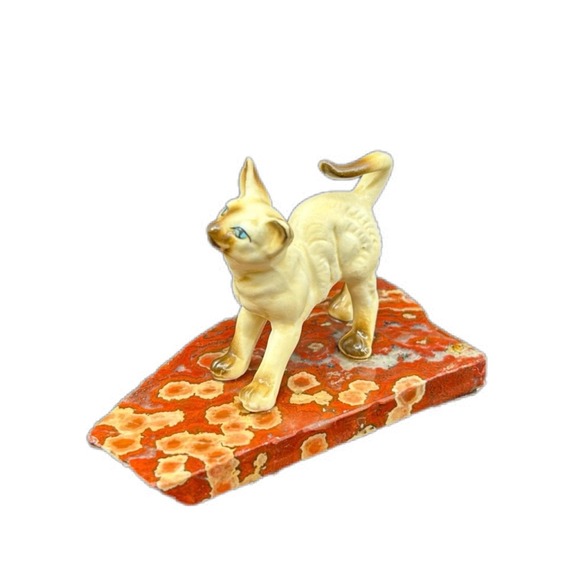 Other - Vintage Siamese Cat Mini Figurine on Red Stone Slab Mid Century Home Decor